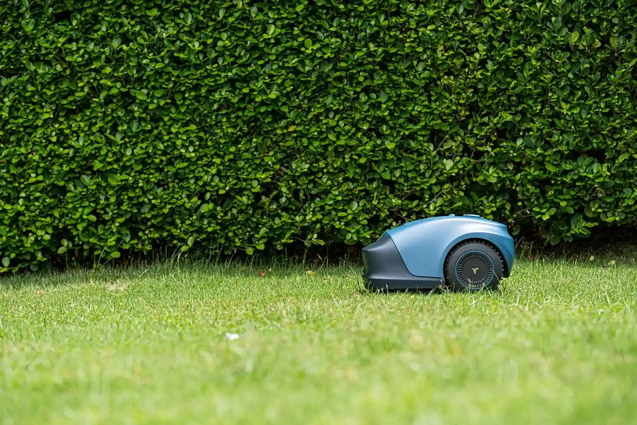 Premier Lawn Maintenance at work