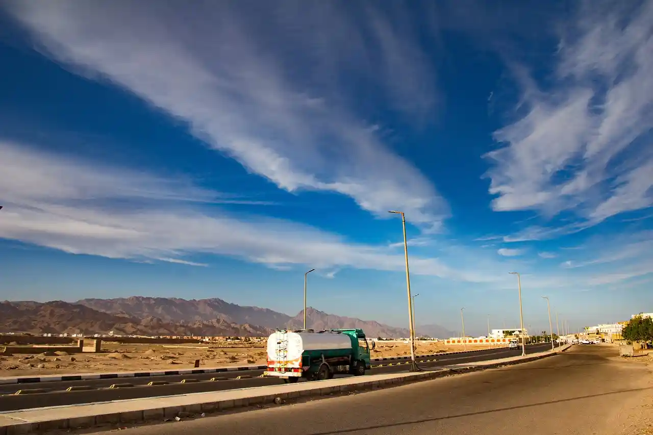 Premier Moving Truck Rental at work