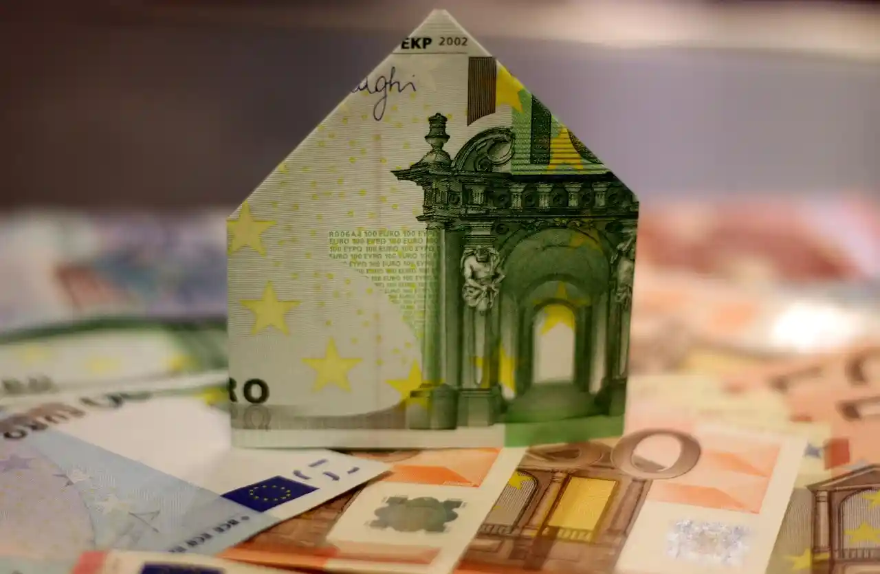 Premier Personal Loans at work