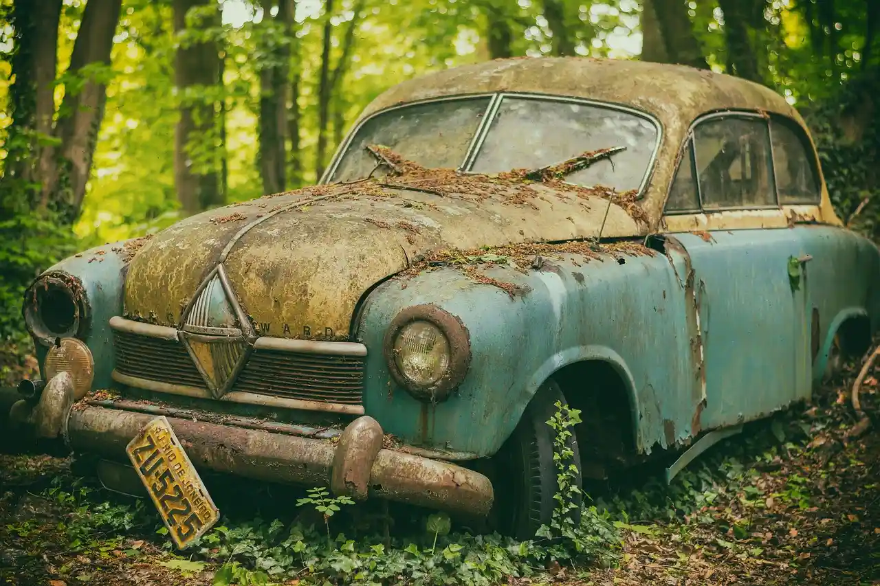 Premier Used Car Parts at work